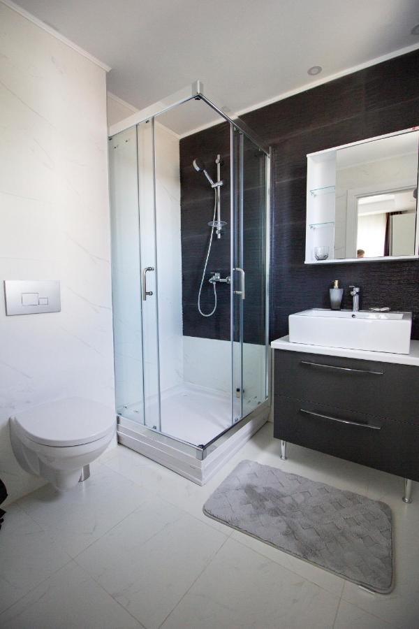 3 Rooms A502 Stayinn By Cosmopolis Bukarest Eksteriør billede